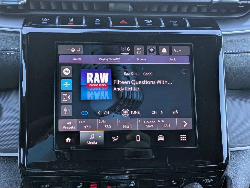 new 2025 Jeep Grand Cherokee car, priced at $45,834