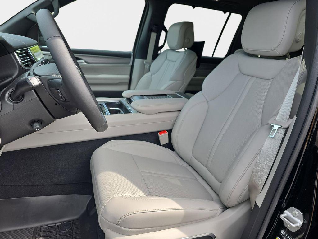 new 2026 Jeep Grand Wagoneer L car, priced at $83,540