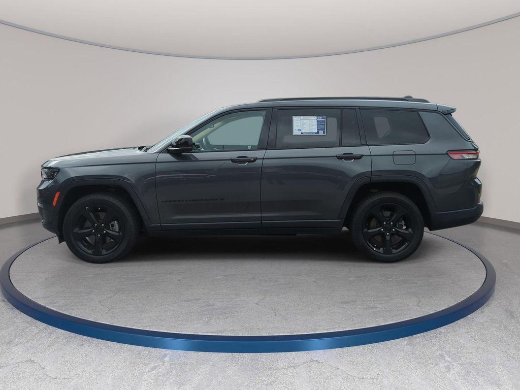 used 2022 Jeep Grand Cherokee L car, priced at $30,794