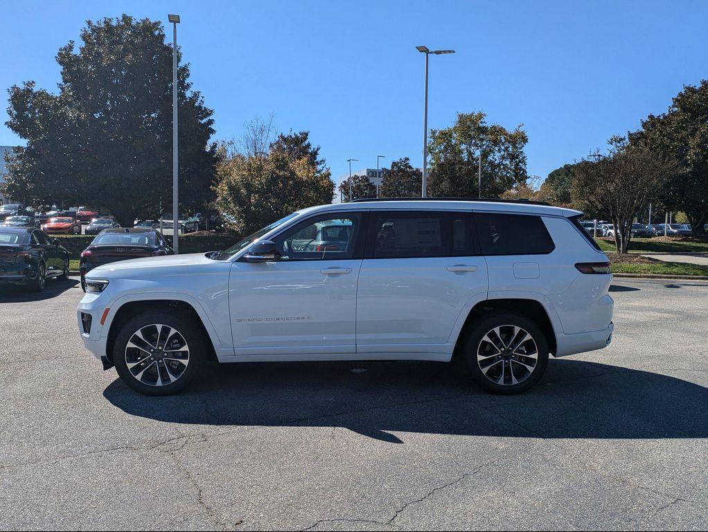new 2025 Jeep Grand Cherokee L car, priced at $62,690