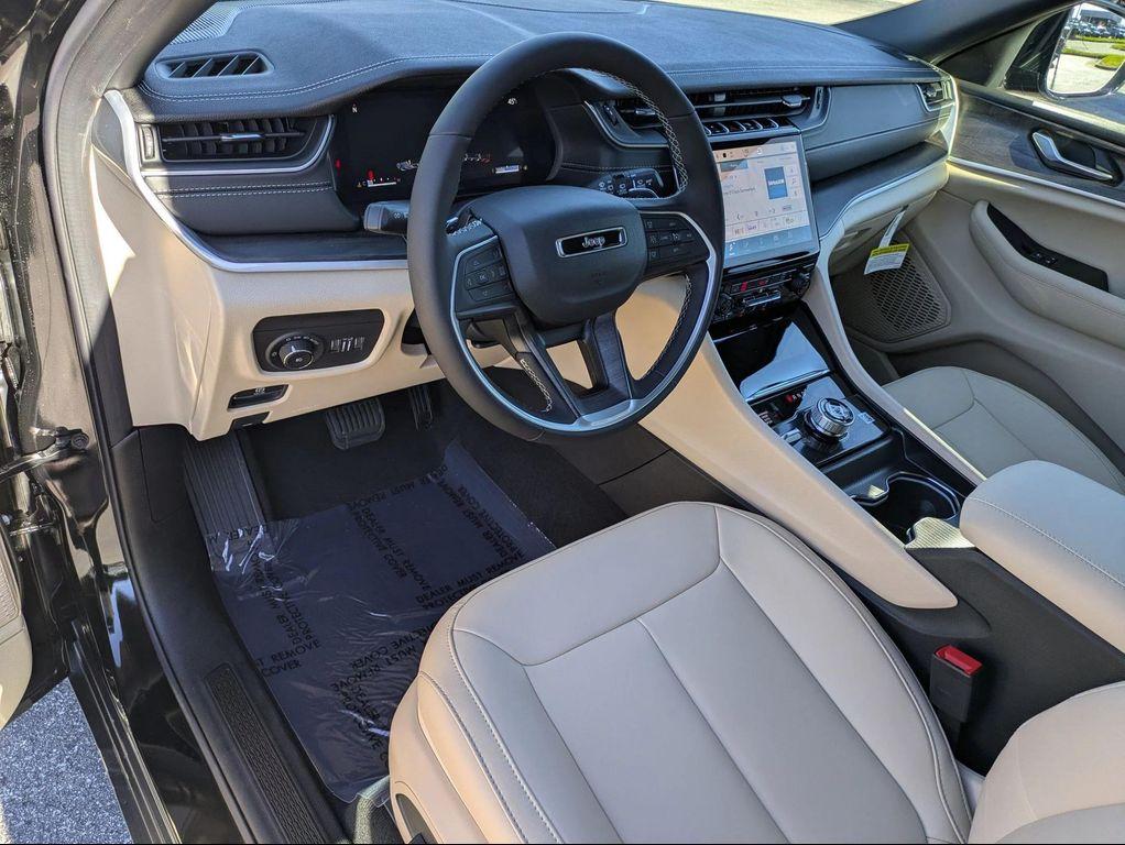 new 2025 Jeep Grand Cherokee L car, priced at $49,829