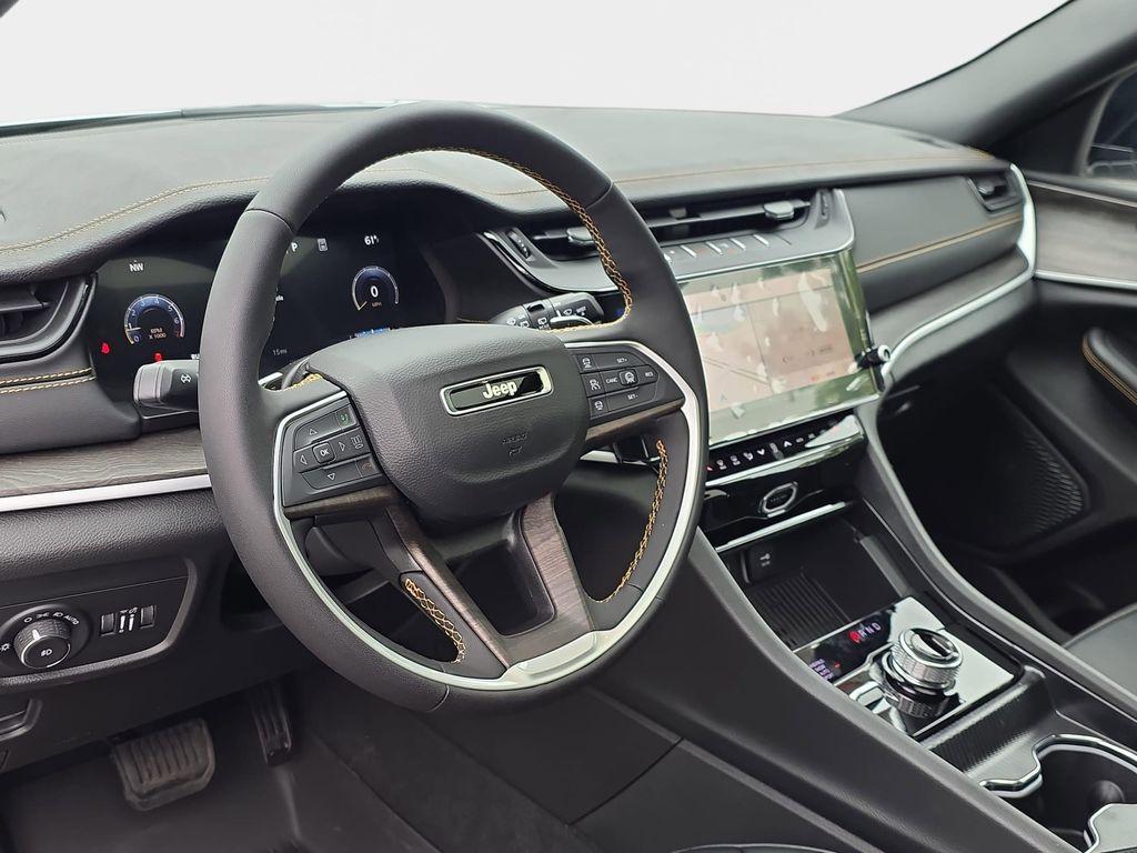 new 2026 Jeep Grand Cherokee car, priced at $46,481