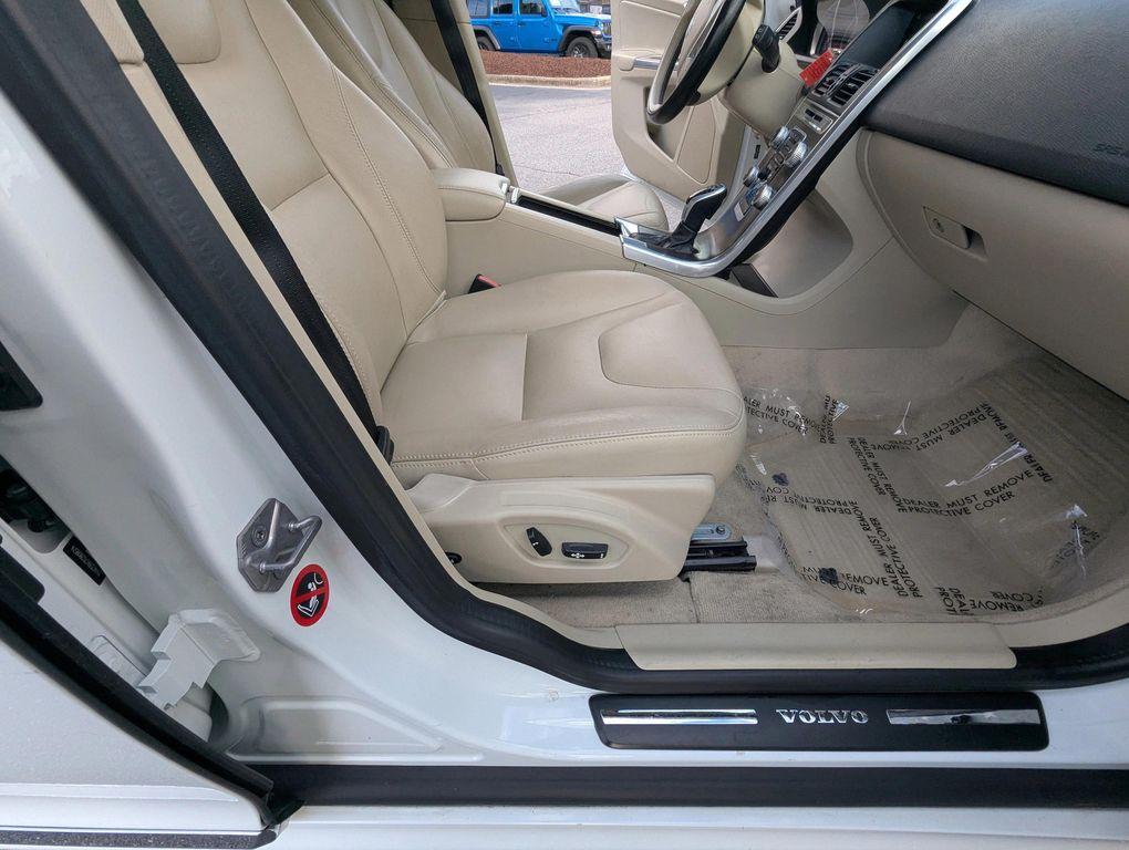 used 2016 Volvo XC60 car, priced at $15,698