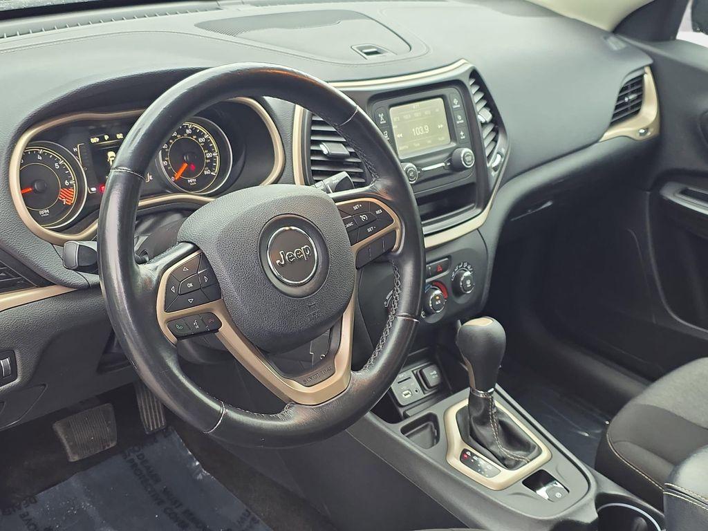used 2015 Jeep Cherokee car, priced at $11,496