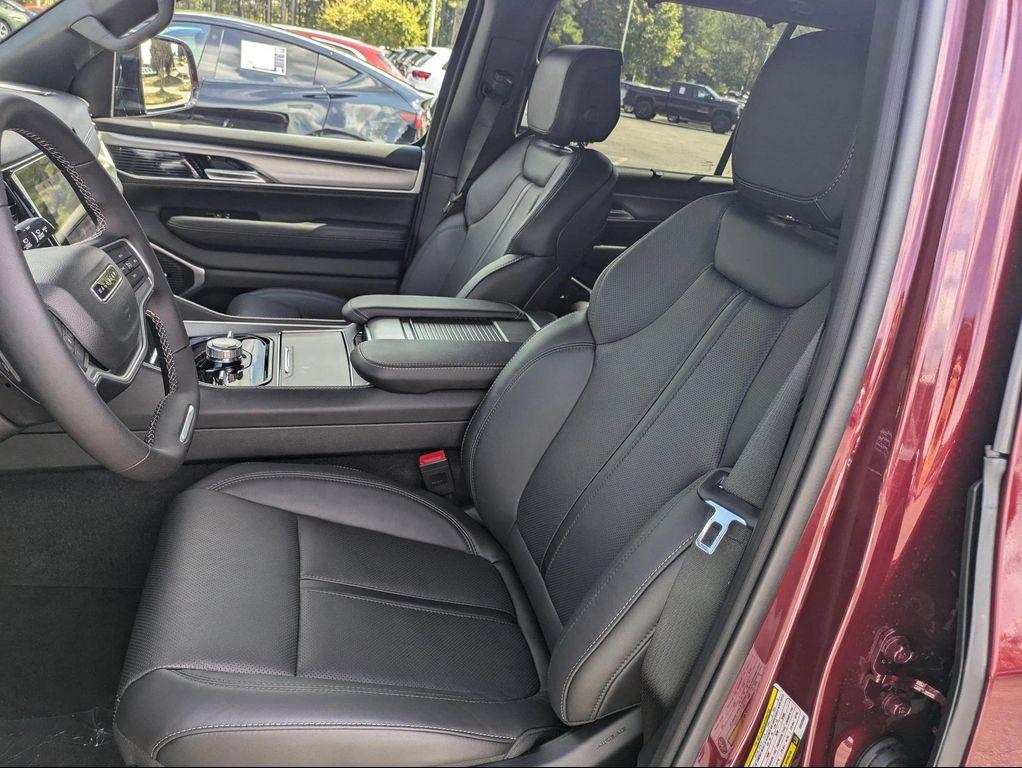 new 2025 Jeep Wagoneer car, priced at $73,099