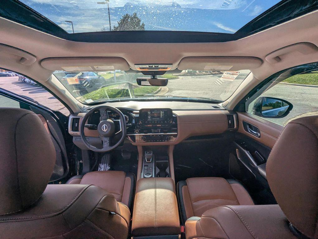 used 2023 Nissan Pathfinder car, priced at $34,977