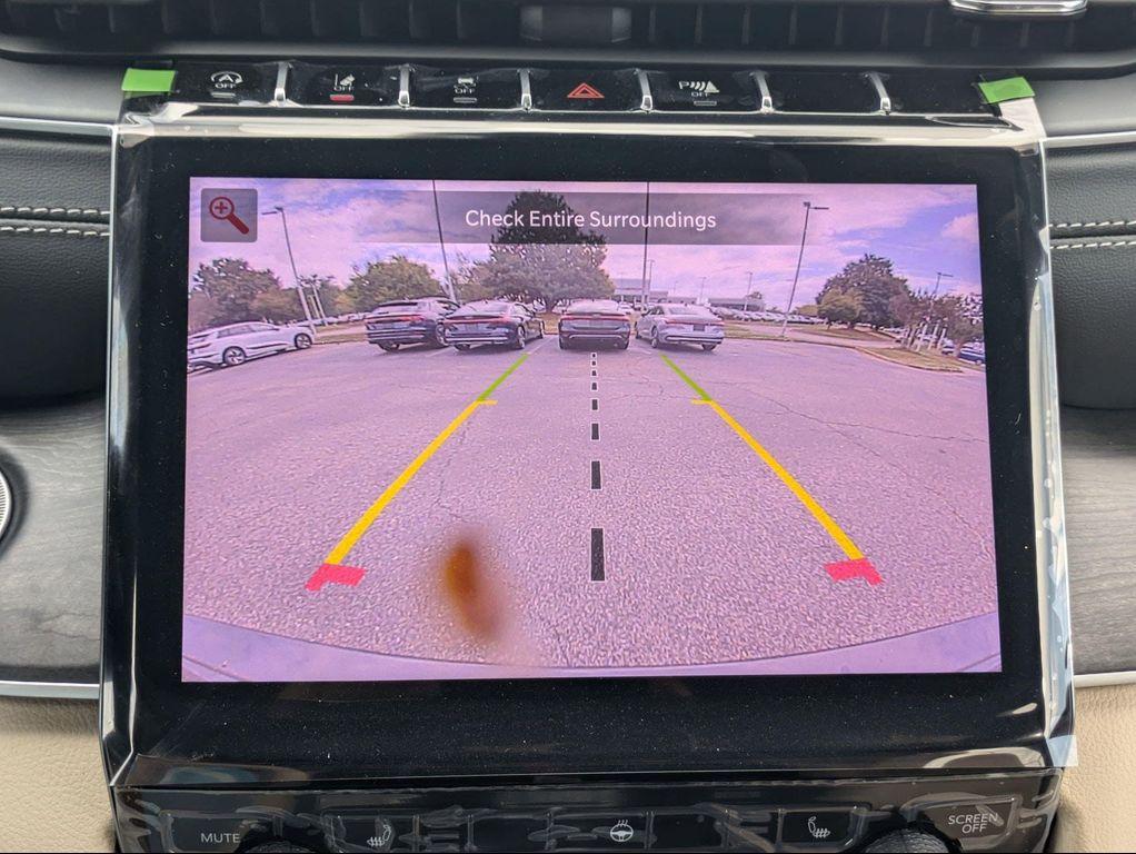 new 2025 Jeep Grand Cherokee car, priced at $48,518