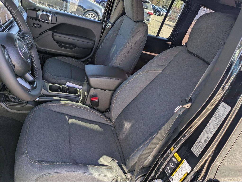 new 2026 Jeep Wrangler car, priced at $42,427