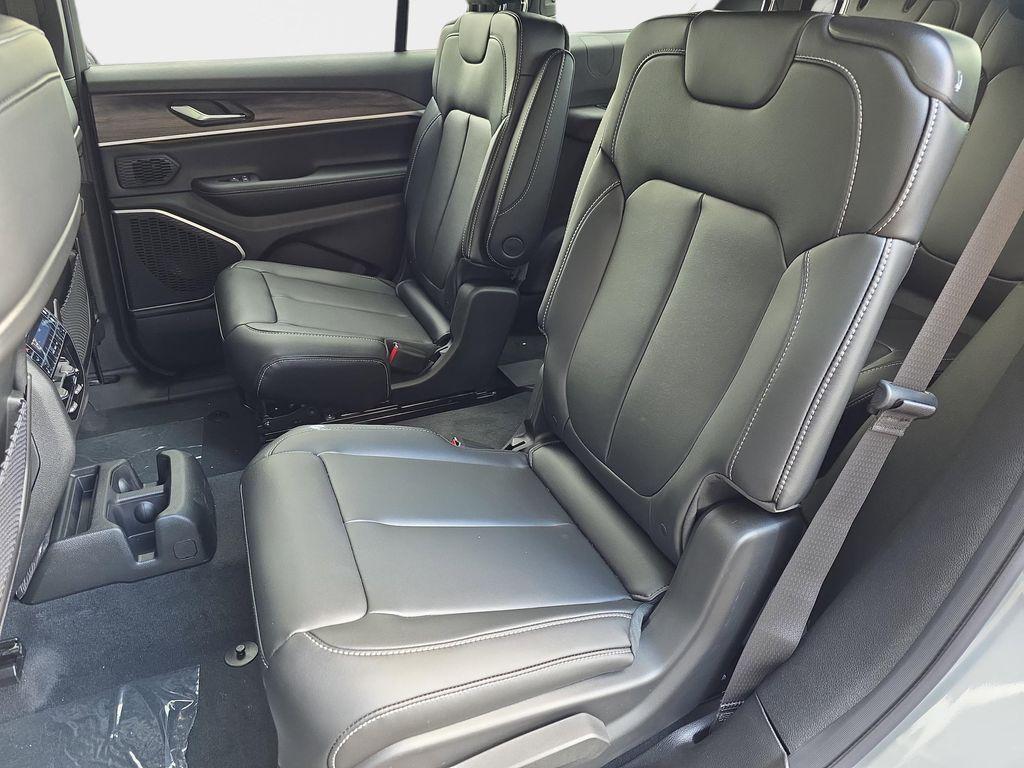 new 2026 Jeep Grand Cherokee L car, priced at $47,940