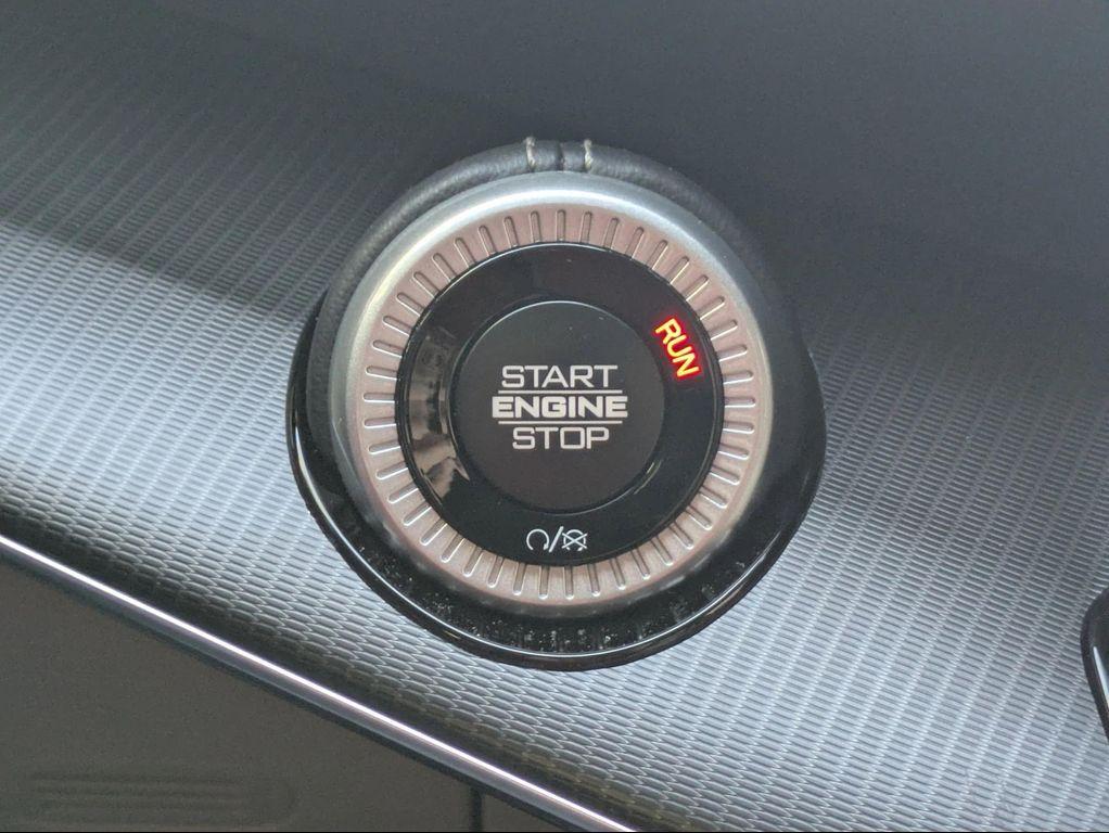 new 2026 Jeep Grand Wagoneer L car, priced at $102,500