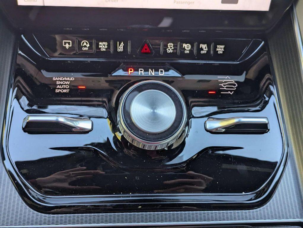 new 2026 Jeep Grand Wagoneer L car, priced at $102,500