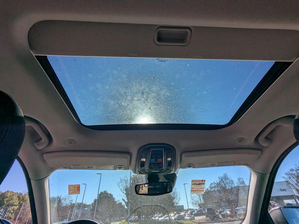 used 2023 Jeep Grand Cherokee car, priced at $25,292