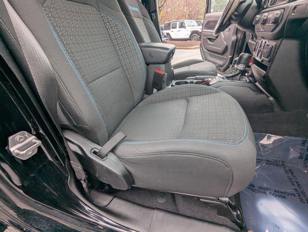 used 2021 Jeep Wrangler Unlimited car, priced at $27,841