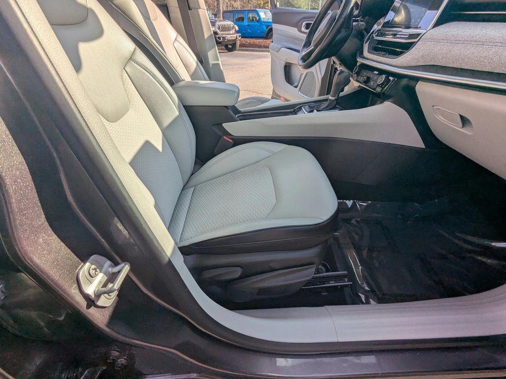 used 2022 Jeep Compass car, priced at $20,291