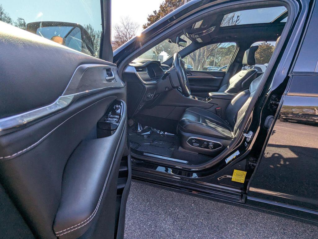 used 2021 Jeep Grand Cherokee L car, priced at $23,998