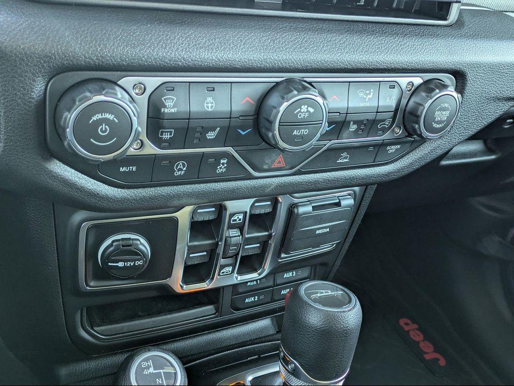 new 2026 Jeep Gladiator car, priced at $46,866