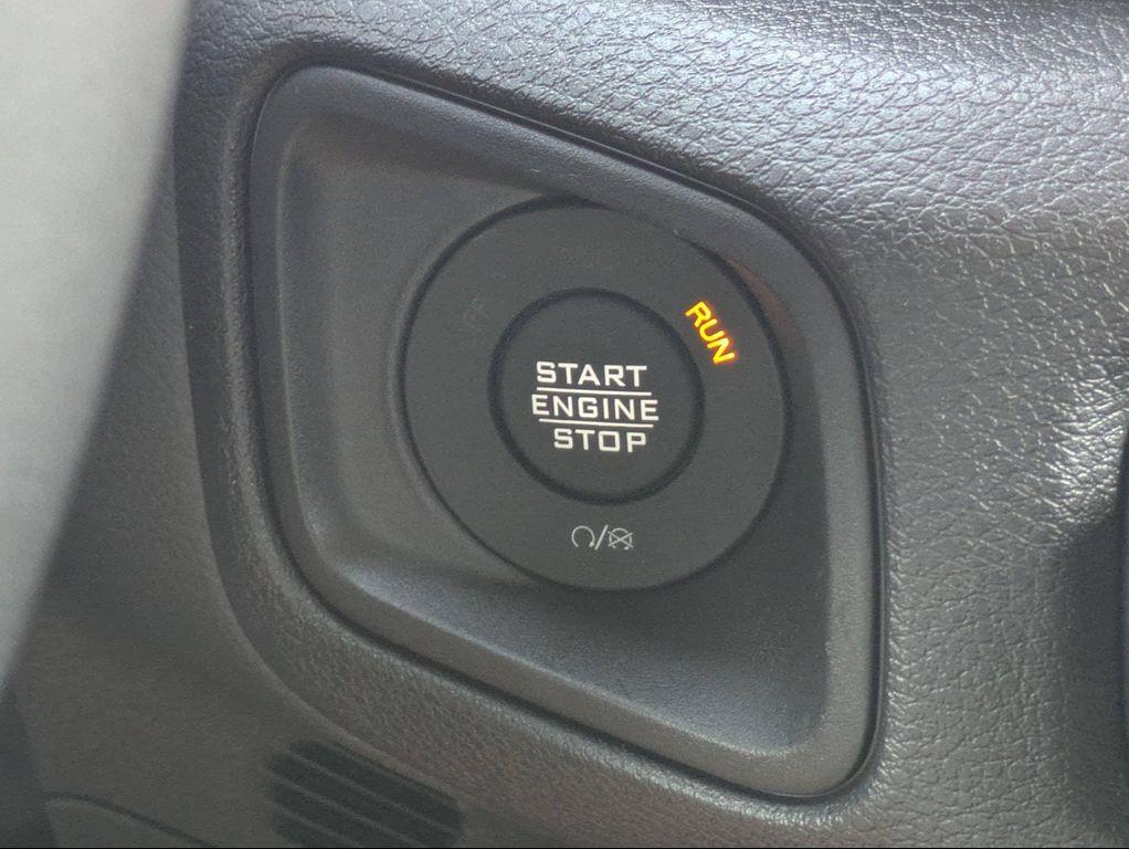 new 2025 Jeep Wrangler car, priced at $41,916