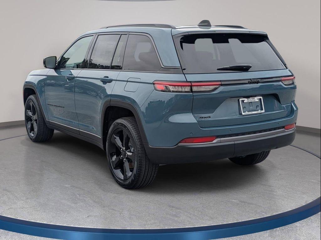 new 2026 Jeep Grand Cherokee car, priced at $46,400