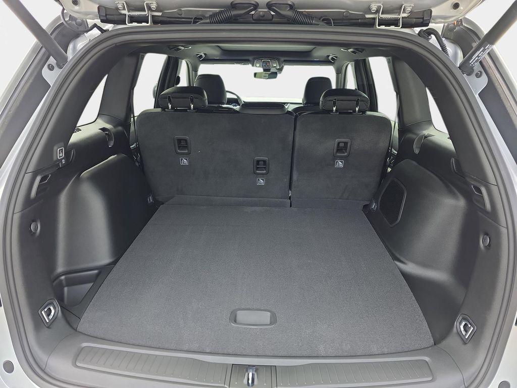 new 2026 Jeep Grand Cherokee car, priced at $50,087