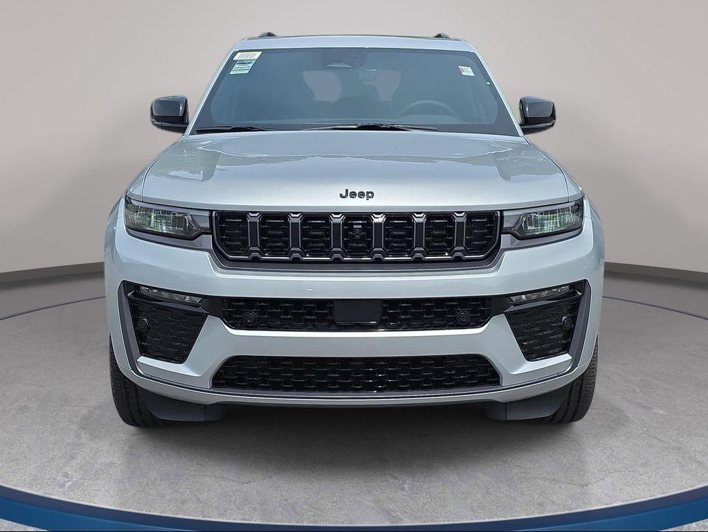 new 2026 Jeep Grand Cherokee car, priced at $50,087