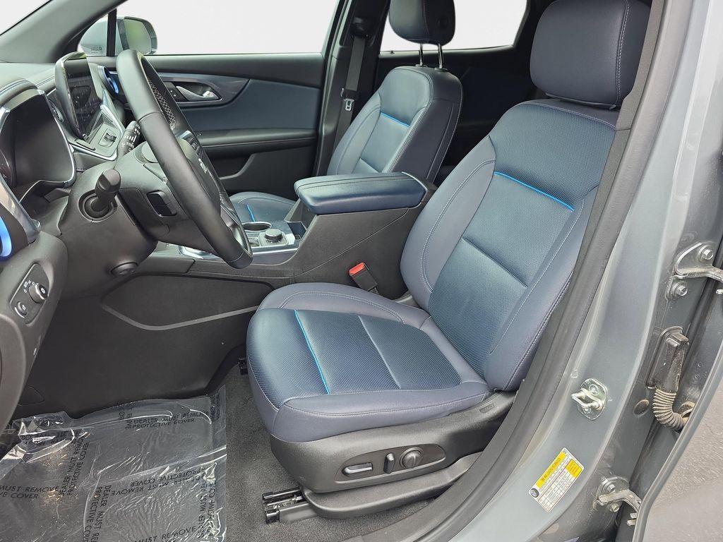 used 2023 Chevrolet Blazer car, priced at $32,094