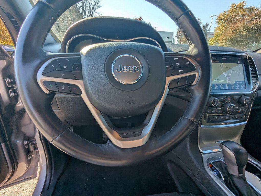 used 2021 Jeep Grand Cherokee car, priced at $20,997