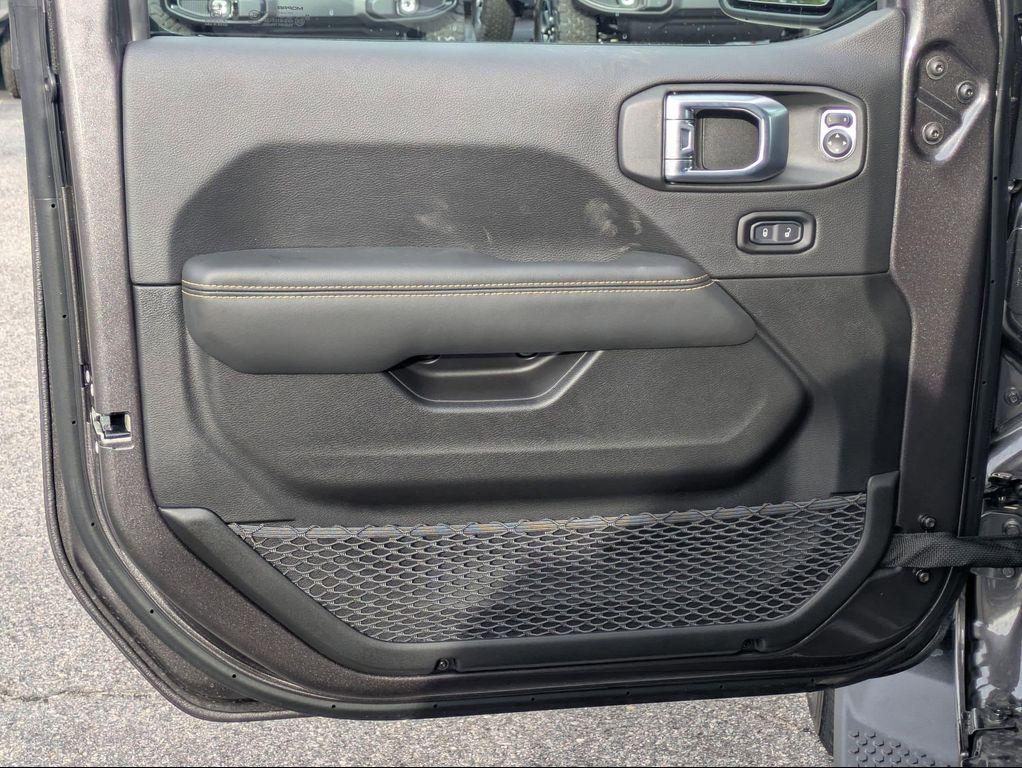 new 2026 Jeep Wrangler car, priced at $51,794