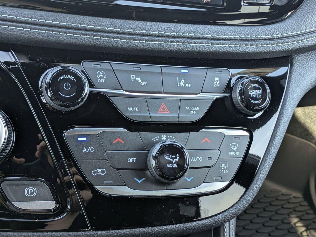 new 2026 Chrysler Pacifica car, priced at $50,064