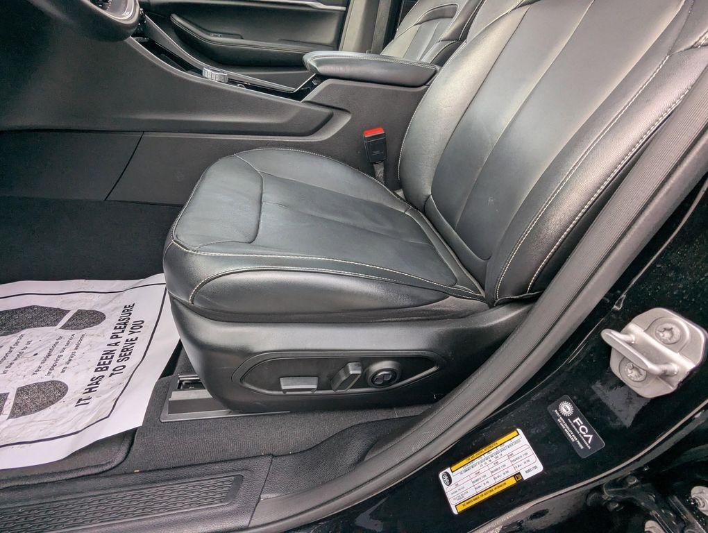 used 2022 Jeep Grand Cherokee car, priced at $27,698