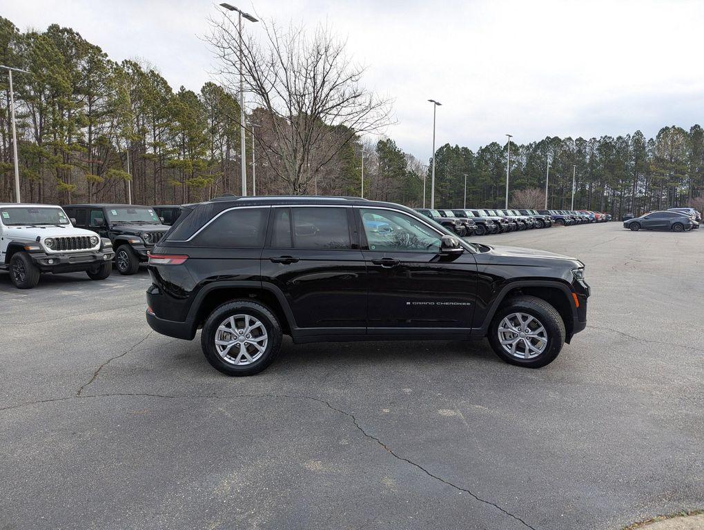 used 2022 Jeep Grand Cherokee car, priced at $27,698