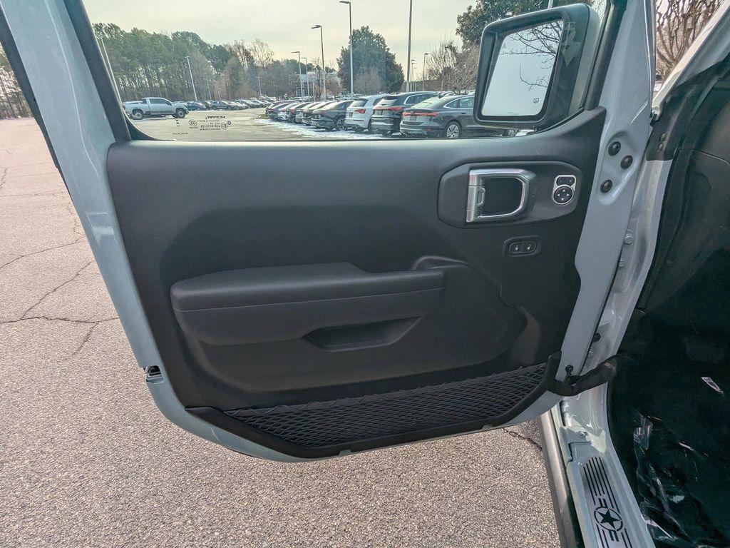 used 2024 Jeep Wrangler 4xe car, priced at $35,498