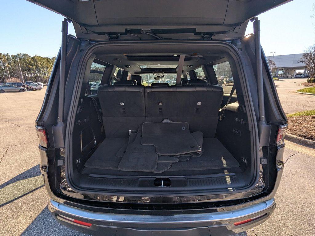 used 2022 Jeep Wagoneer car, priced at $36,294