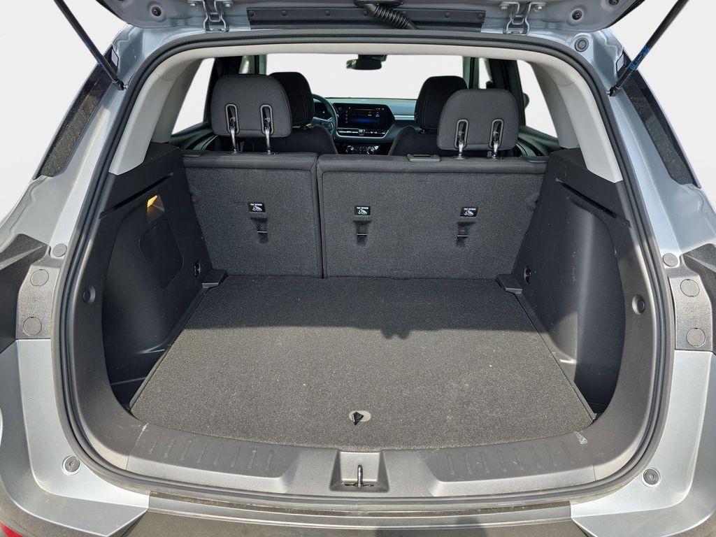 used 2025 Chevrolet TrailBlazer car, priced at $25,196