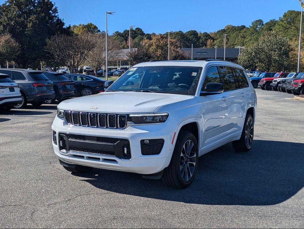 new 2025 Jeep Grand Cherokee L car, priced at $62,590