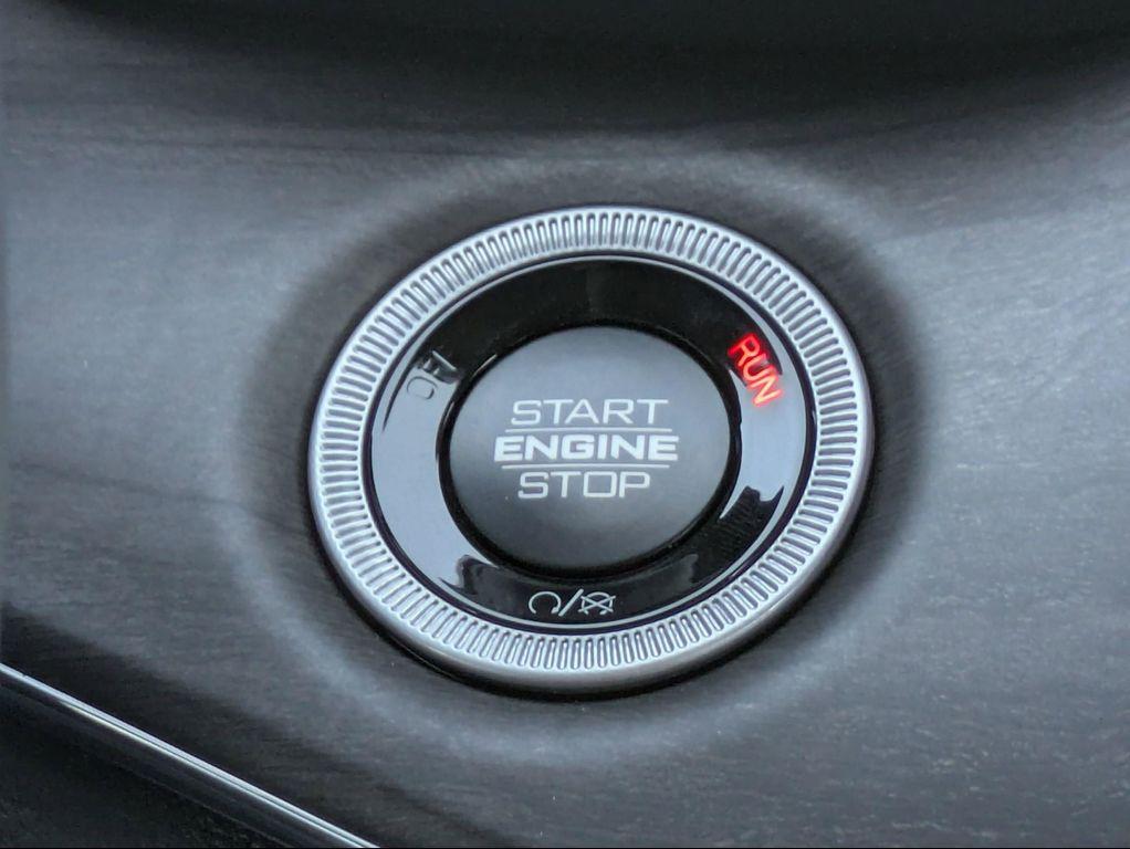 new 2025 Jeep Grand Cherokee L car, priced at $62,590