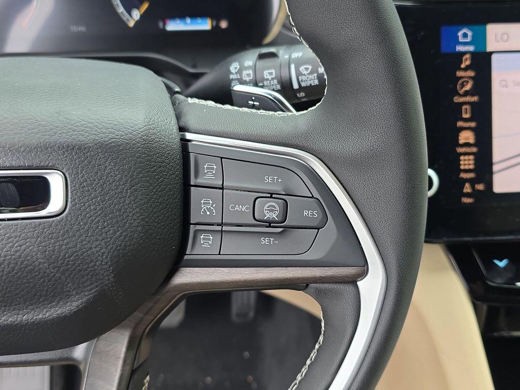 new 2026 Jeep Grand Cherokee L car, priced at $45,279
