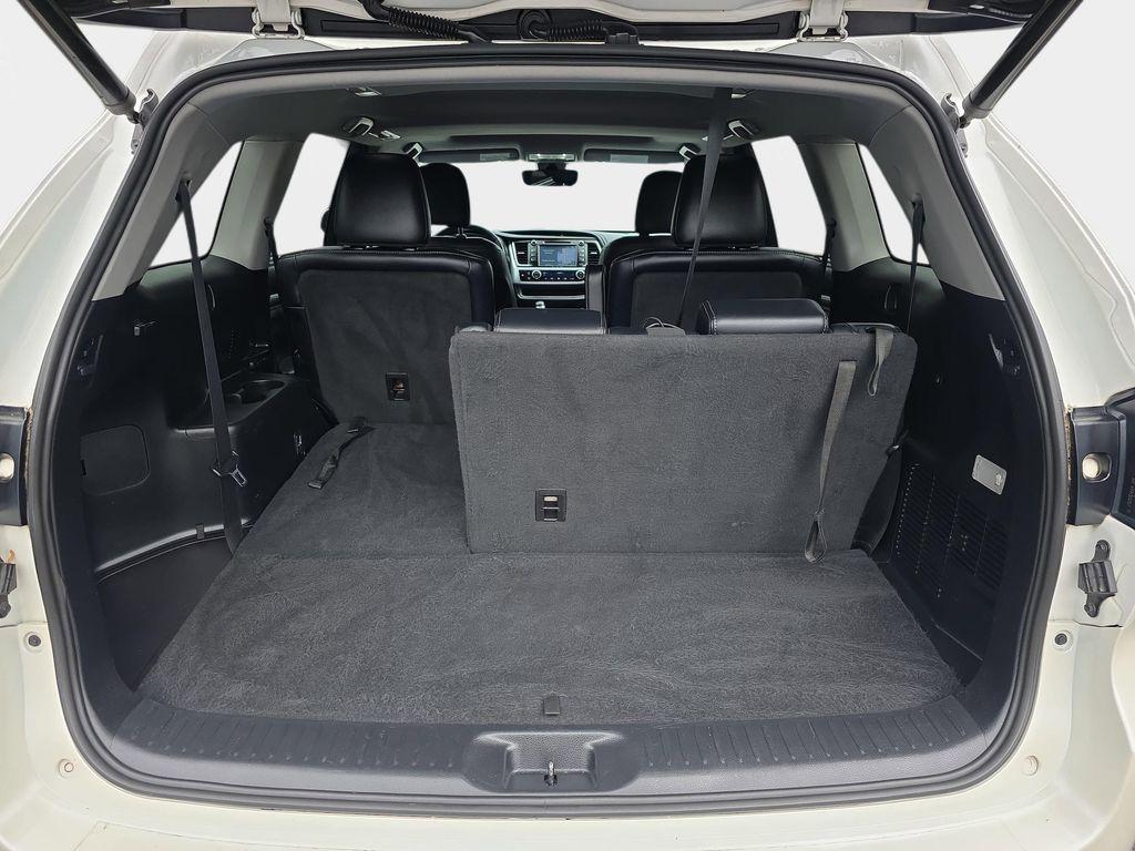 used 2018 Toyota Highlander car, priced at $25,196