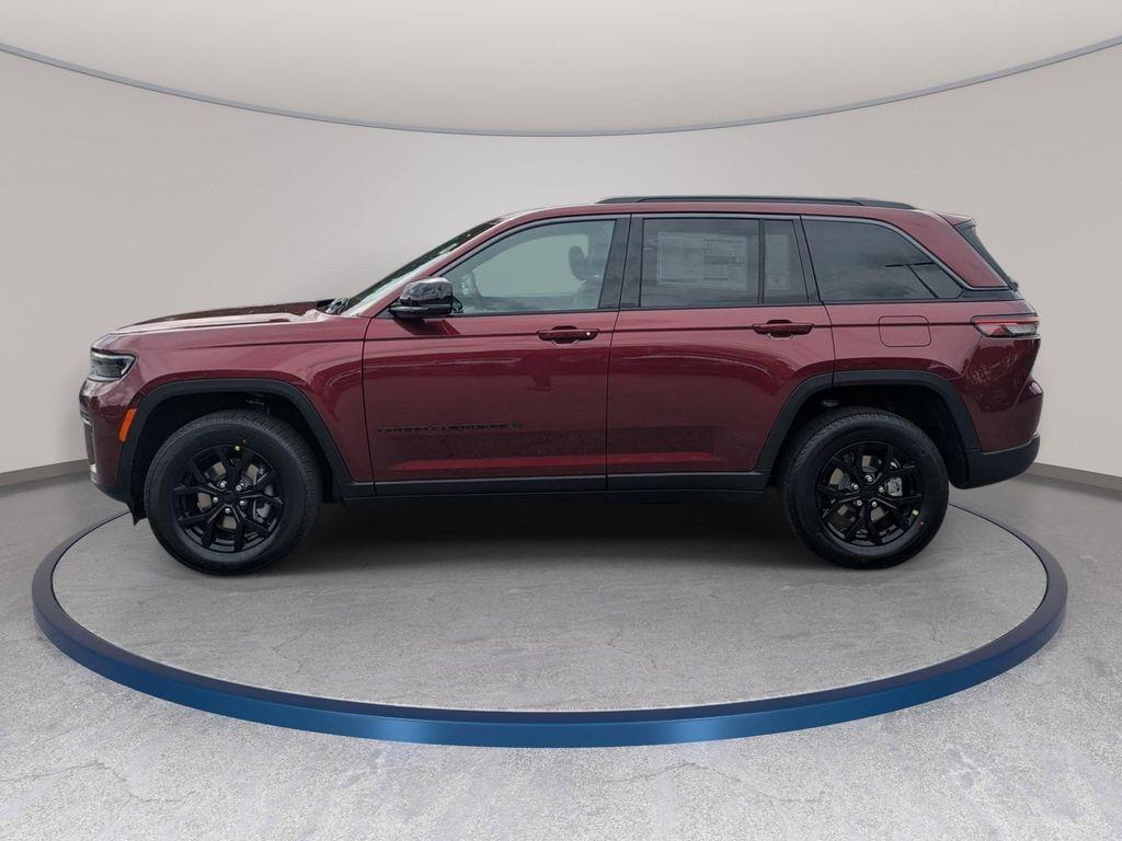 new 2026 Jeep Grand Cherokee car, priced at $43,949