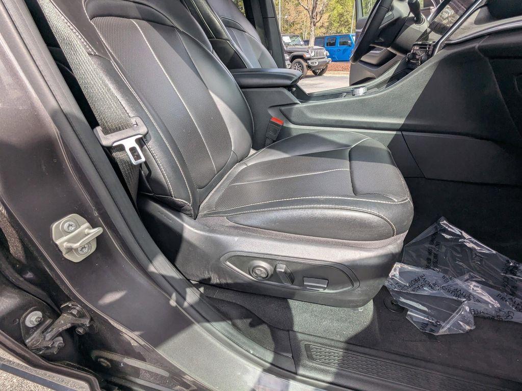 used 2024 Jeep Grand Cherokee L car, priced at $35,696