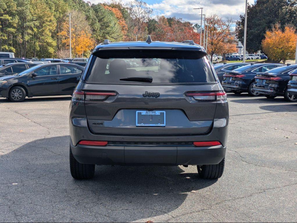 new 2025 Jeep Grand Cherokee L car, priced at $52,594