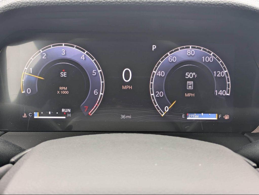 new 2026 Jeep Grand Cherokee car, priced at $43,601