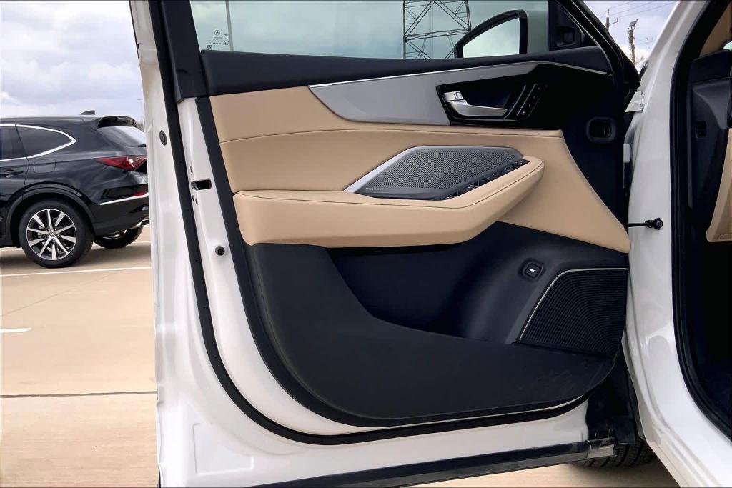 used 2026 Acura MDX car, priced at $53,895