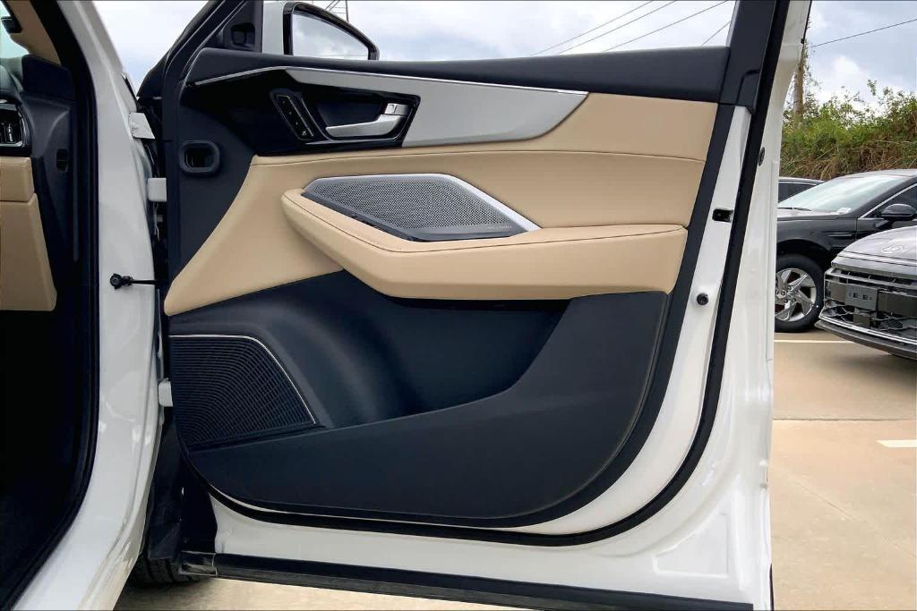 used 2026 Acura MDX car, priced at $53,895