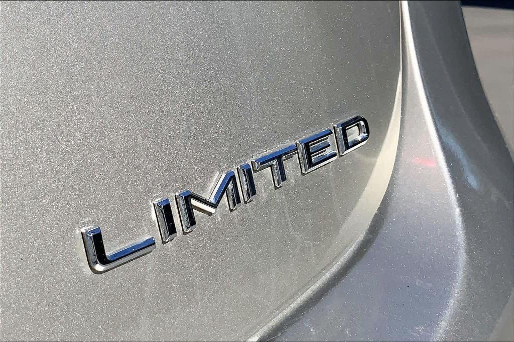 used 2015 Toyota Avalon car, priced at $16,395