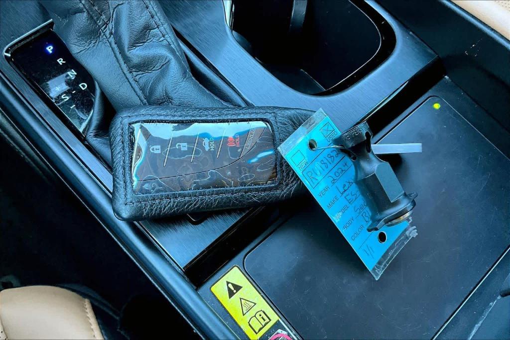 used 2024 Lexus ES 350 car, priced at $38,995