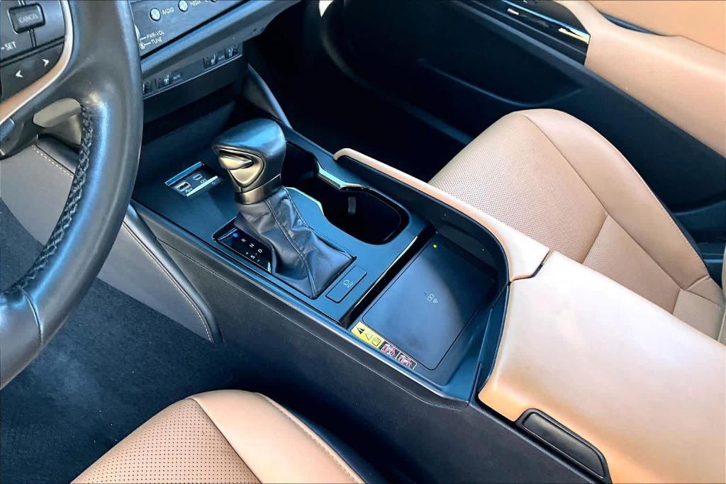 used 2024 Lexus ES 350 car, priced at $38,995