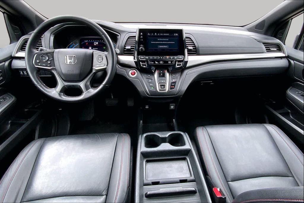 used 2023 Honda Odyssey car, priced at $33,420