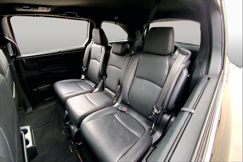 used 2023 Honda Odyssey car, priced at $33,420