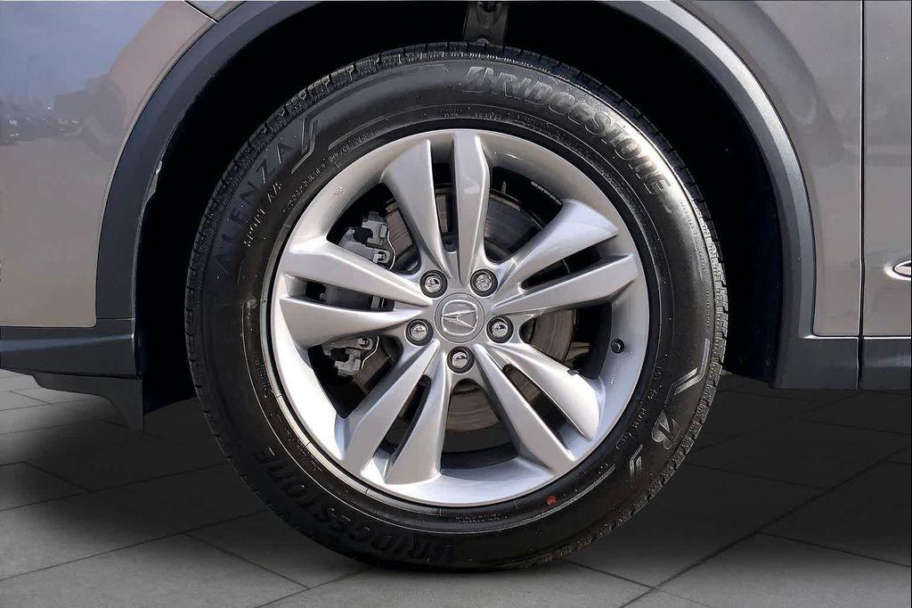 used 2026 Acura MDX car, priced at $48,220