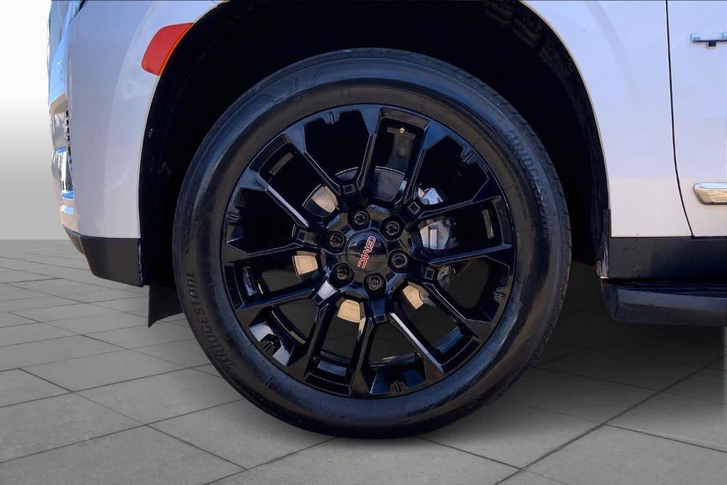 used 2023 GMC Yukon XL car, priced at $52,495